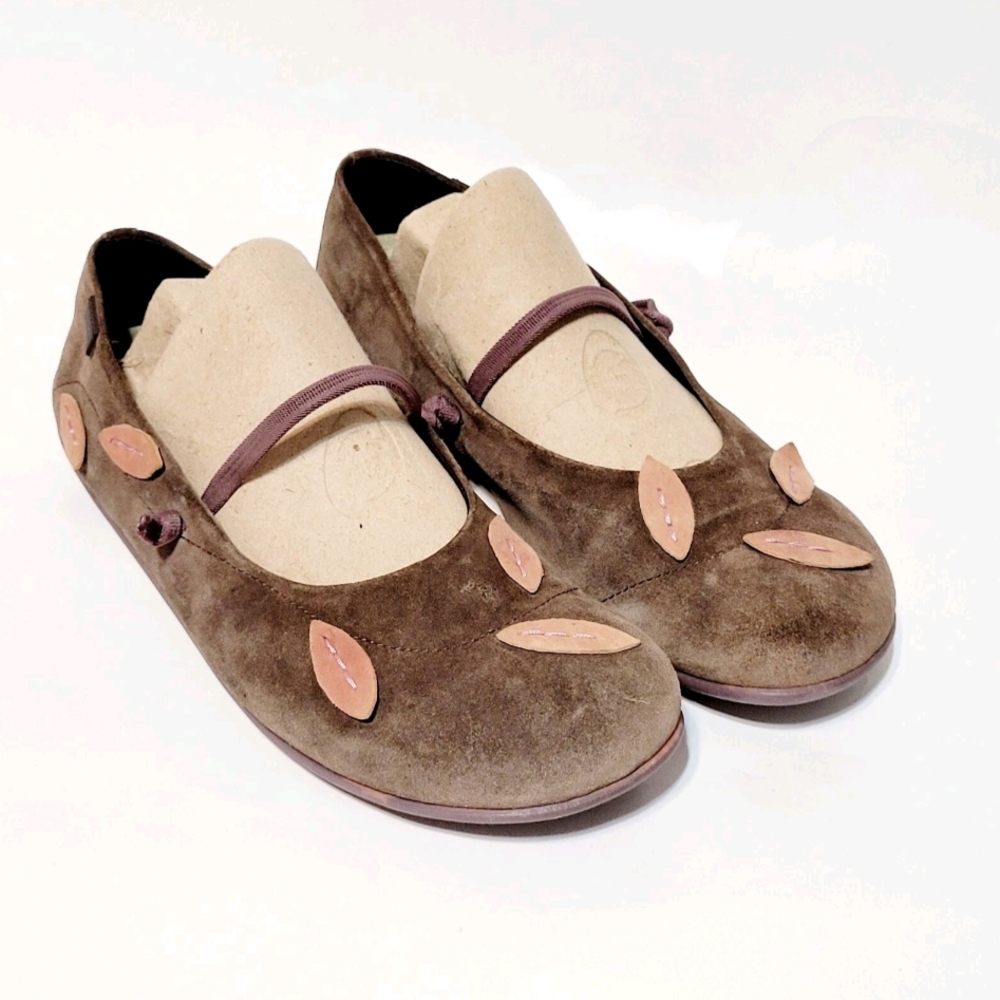 Brown Suede Women's Shoes with Pink Accents
